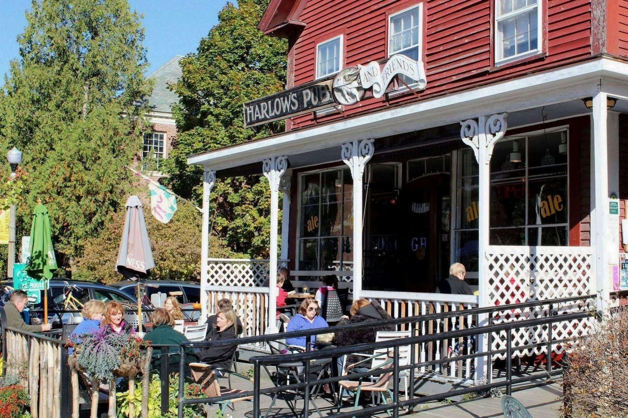 Riverhouse By Weekender Formerly Jack Daniels Inn Peterborough Εξωτερικό φωτογραφία